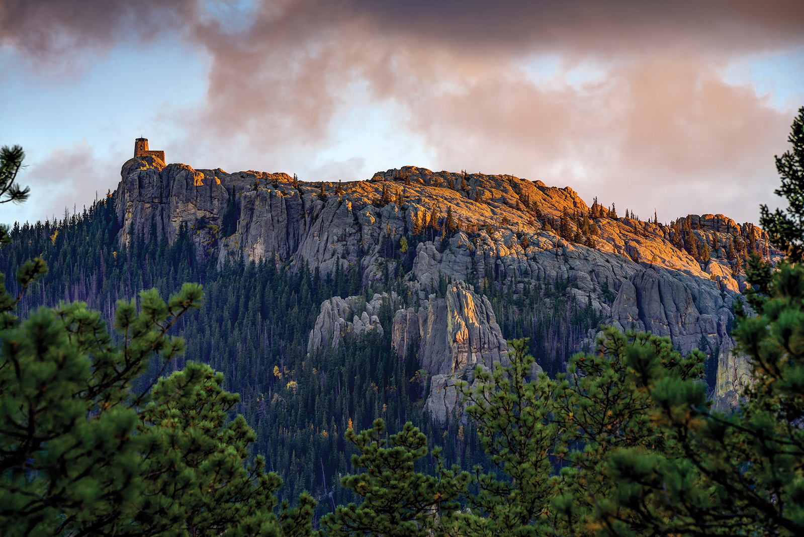 A Guide to the Highest Points in Minnesota and the Surrounding States